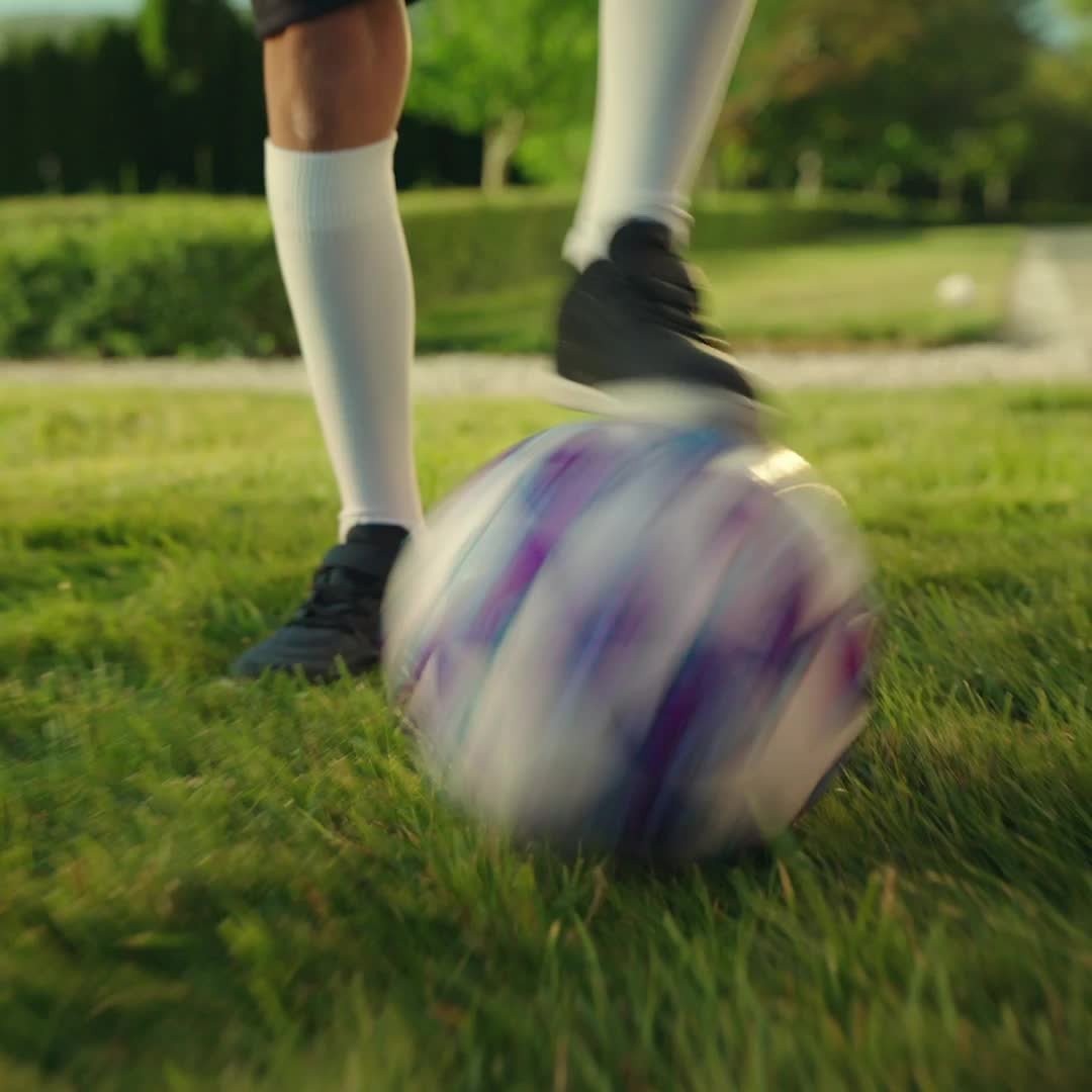 Rebounder – Rückprallwand für Fußball- und Ballsporttraining – Bild 7