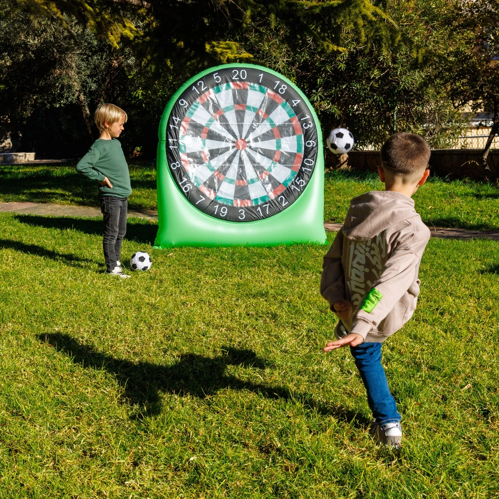 Riesige aufblasbare Fußball-Dartscheibe – Bild 5